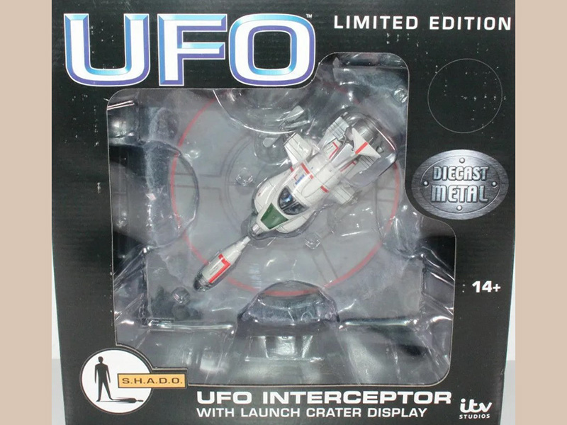 S.H.A.D.O. Interceptor with UFO Saucer